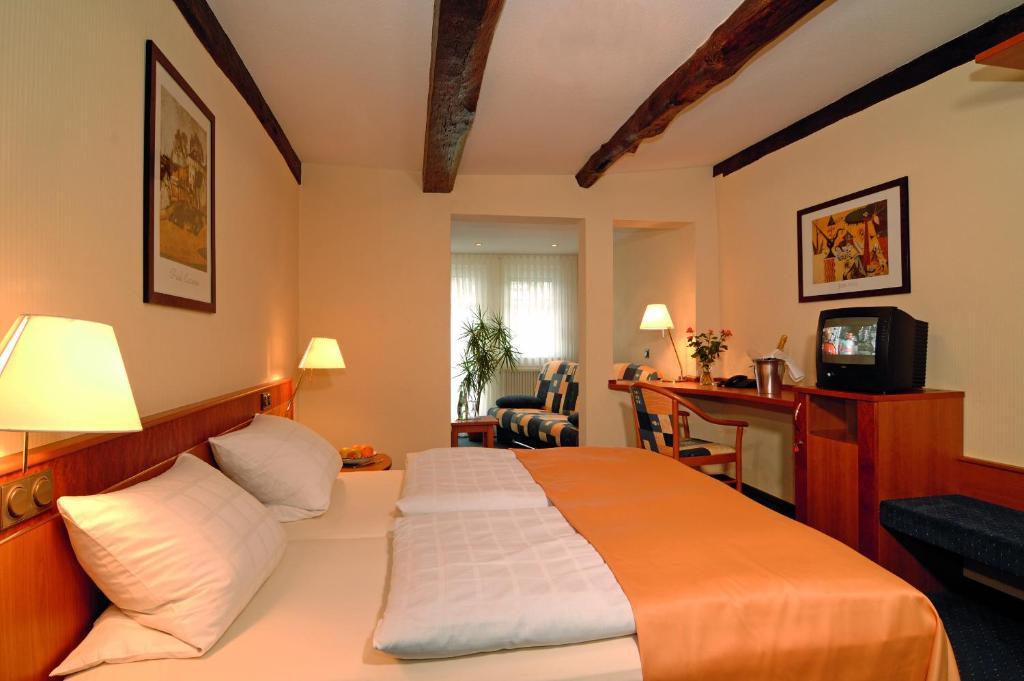 Landhotel Repetal Attendorn Pokoj fotografie
